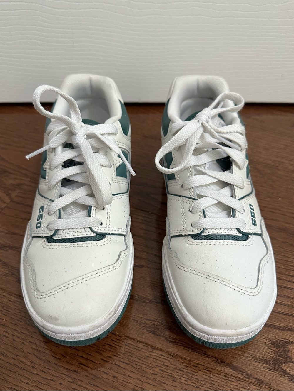 New Balance 550 Sneakers - Picture 3 of 8